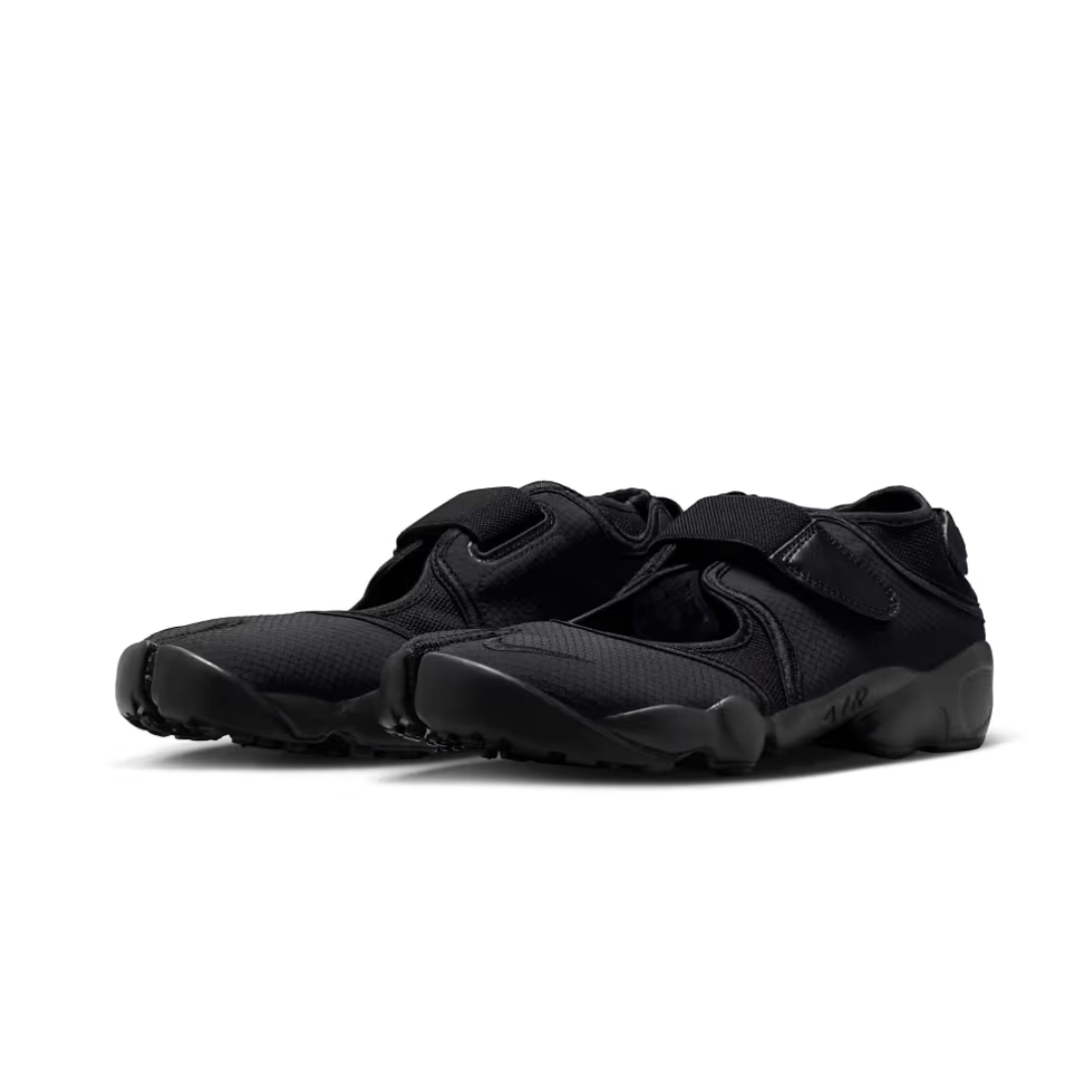 Air Rift Sneakers